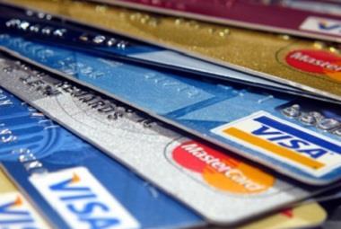 Banks to pay compensation for useless credit card insurance
