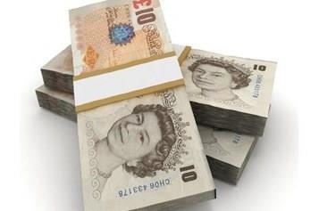 FTSE 100 chief executives enjoy 10% pay rise – study